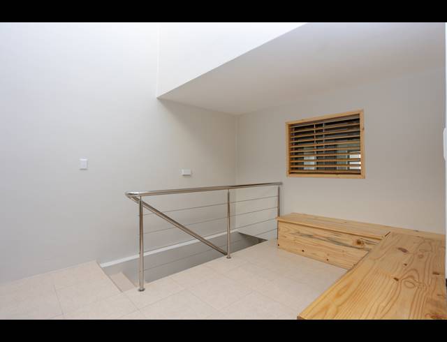 4 BEDROOM TOWNHOUSE FOR SALE IN MUIZENBERG
